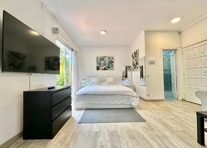 Oasis Garden Апартаменты