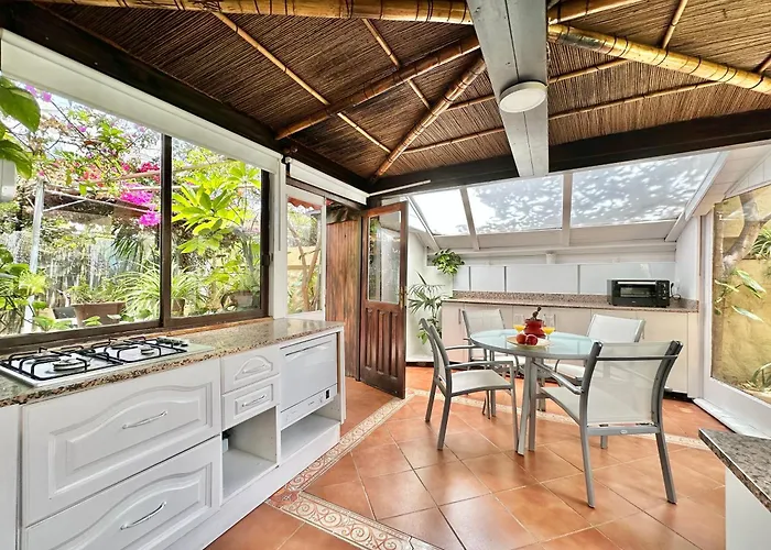 Апартаменты Oasis Garden *